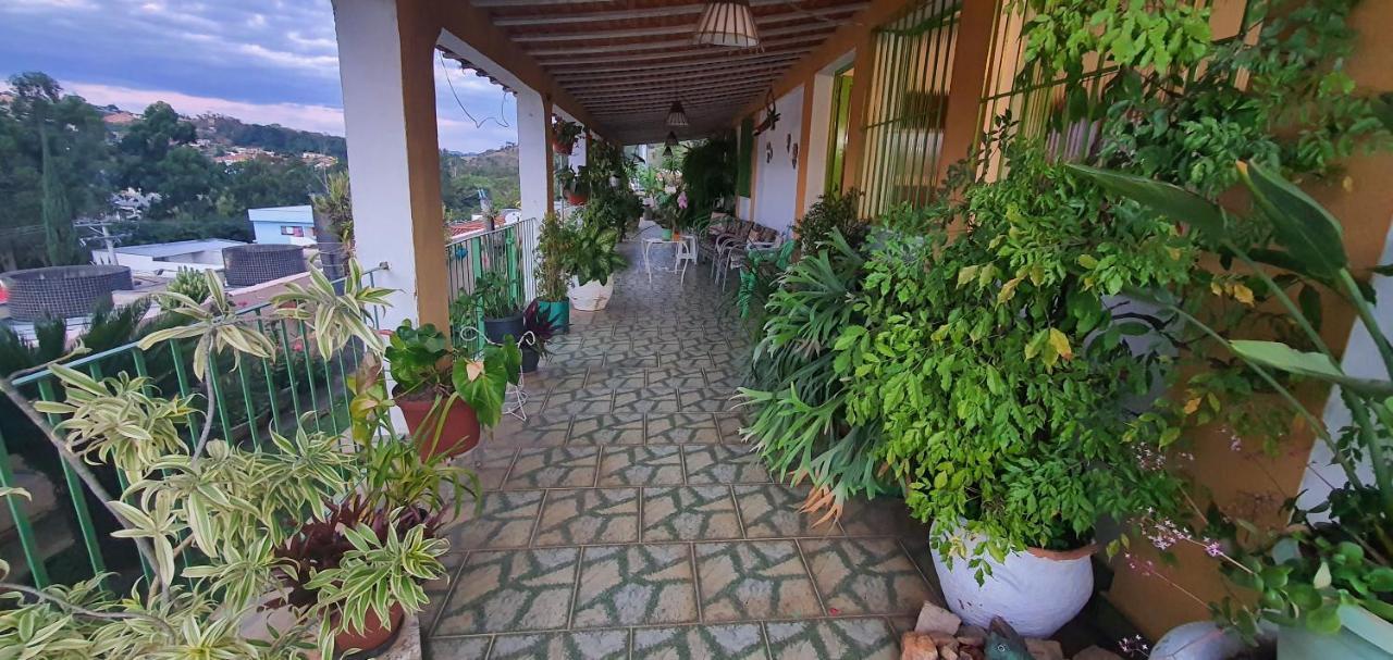 Homestay Pousada Lindoia *